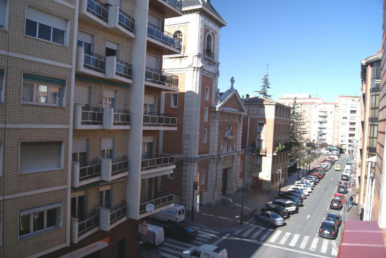 Calfred Junto A Parque Gallarza Διαμέρισμα Λογκρόνο Εξωτερικό φωτογραφία